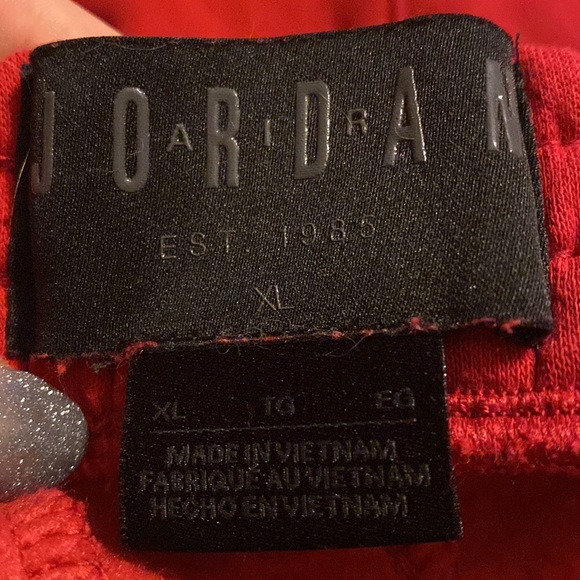 Boys red Michael Jordan sweatpants! - Picture 6 of 6